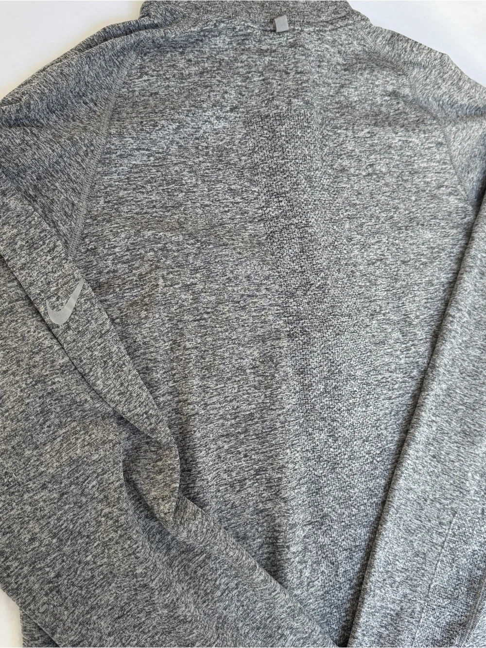 Nike Women’s Running Shirt Large Gray Dri-Fit 1/4 Zip Athletic Layer Thumbholes